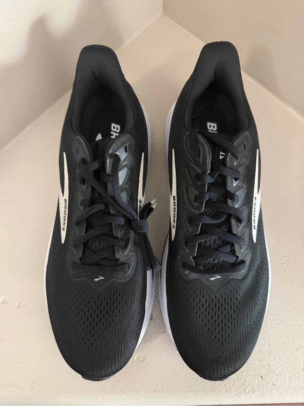 Brooks Black and White Men's Athletic Running Shoes